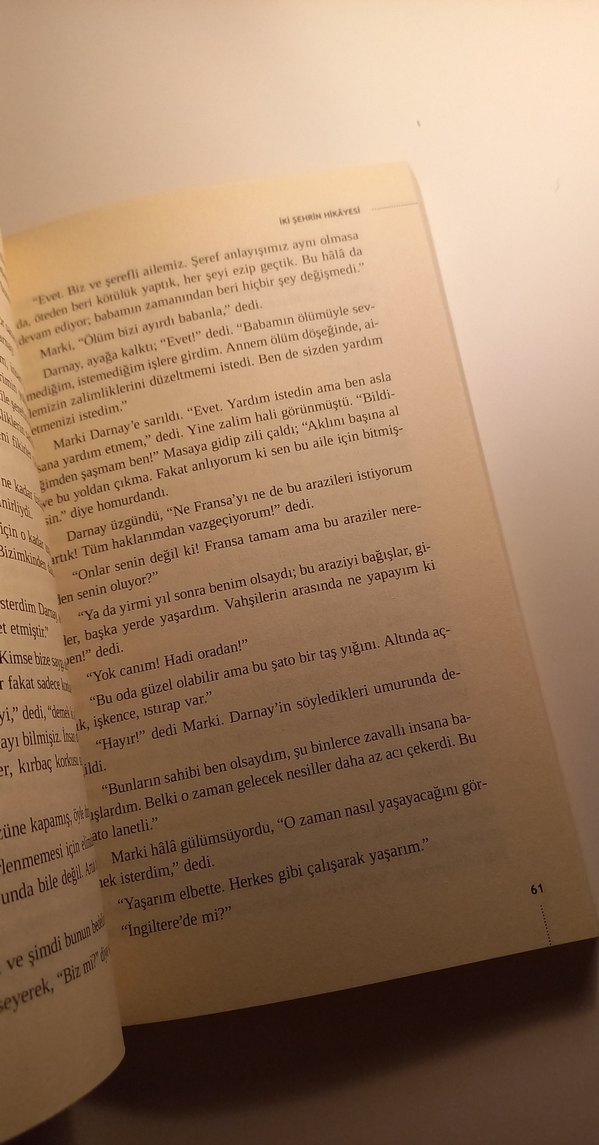 Charles Dickens - İki Şehrin Hikayesi - Görsel 4