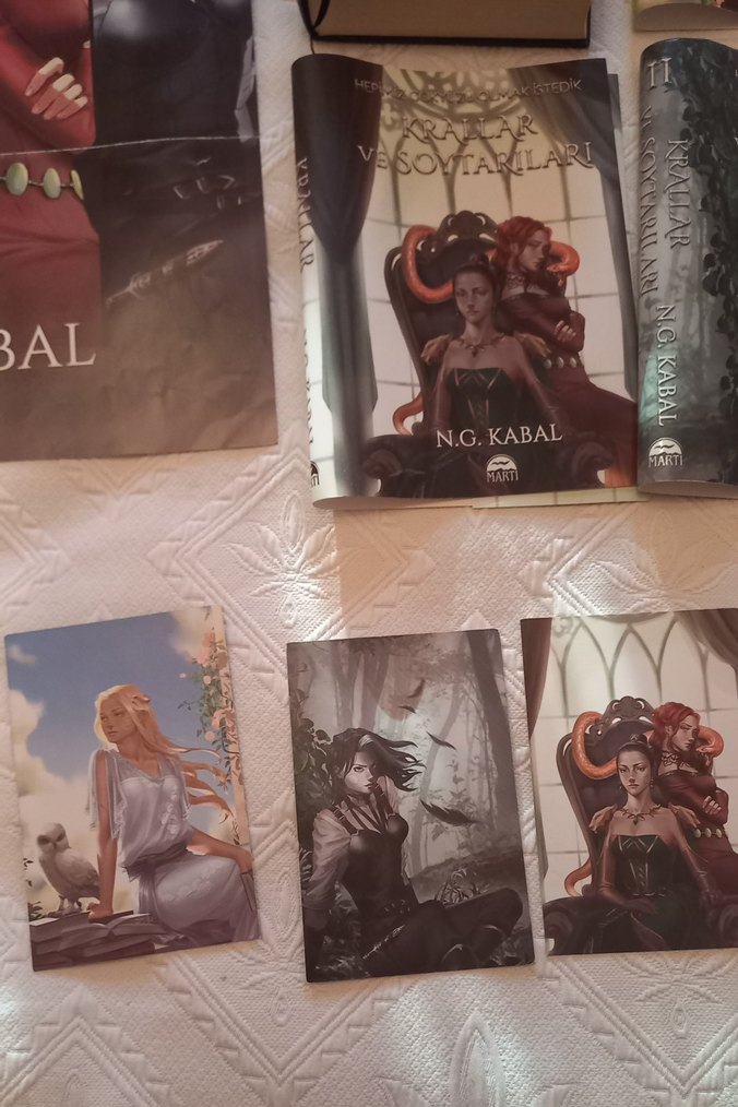 Krallar ve Soytarıları Roman Seti - Görsel 3