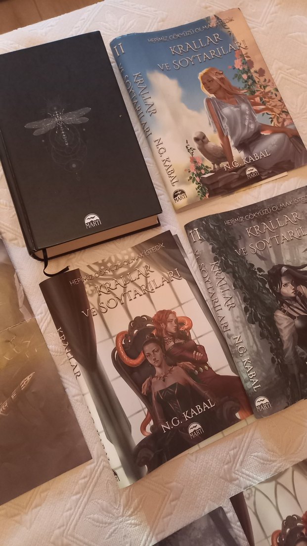 Krallar ve Soytarıları Roman Seti - Görsel 2
