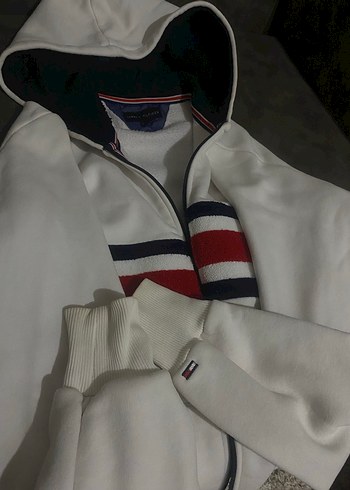Tommy Hilfiger 36