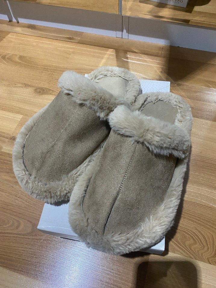 Bej Süet Kadın Ev Terliği, Kürklü - Görsel 2