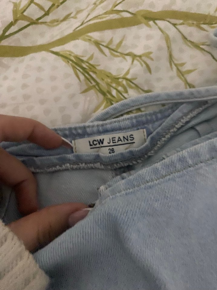 Mavi Mini Denim Şort - Görsel 3