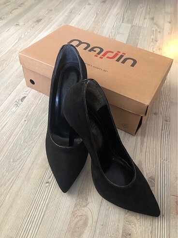 MARJİN MARKA SÜET SİYAH STİLETTO