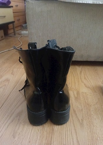38 Beden Siyah Deri Bağcıklı Stiletto Topuklu Bot