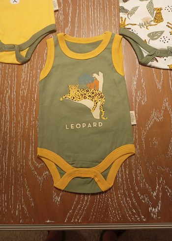 Sarı Leopar Desenli Bebek Body 3'lü Set - Görsel 2