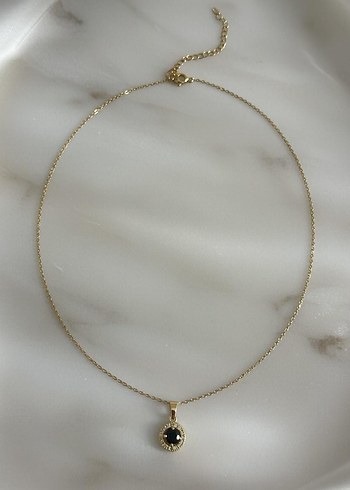 Zarif Altın Zincir Detaylı Midi Kolye - Görsel 3