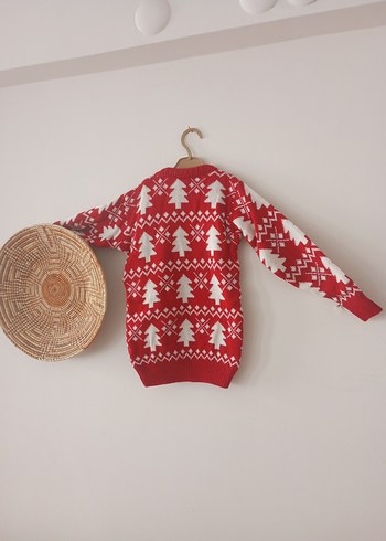 Kırmızı Desenli Örgü Yün Çocuk Kazak - Görsel 4