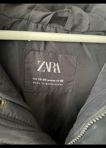 Erkek Çocuk Gri Kapüşonlu Kemerli Mont - Görsel 3