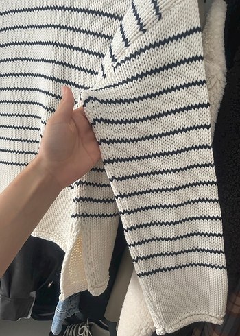 Zara Beyaz Çizgili Örgü Kadın Kazak - Görsel 2