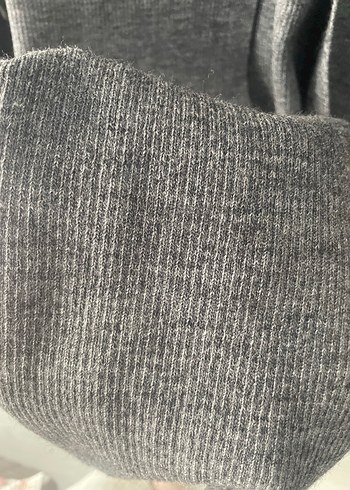 Gri Uzun Düğmeli Kadın Hırka - Görsel 4