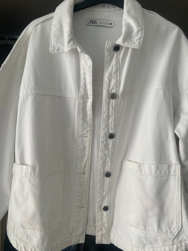 Beyaz Düğmeli Kadın Denim Ceket - Görsel 4