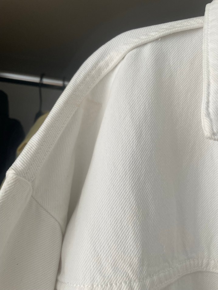 Beyaz Düğmeli Kadın Denim Ceket - Görsel 2