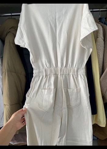 Beyaz Kısa Kollu Düğmeli Kadın Tulum - Görsel 5