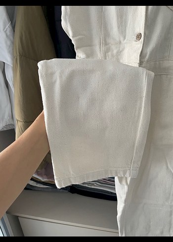 Beyaz Kısa Kollu Düğmeli Kadın Tulum - Görsel 4