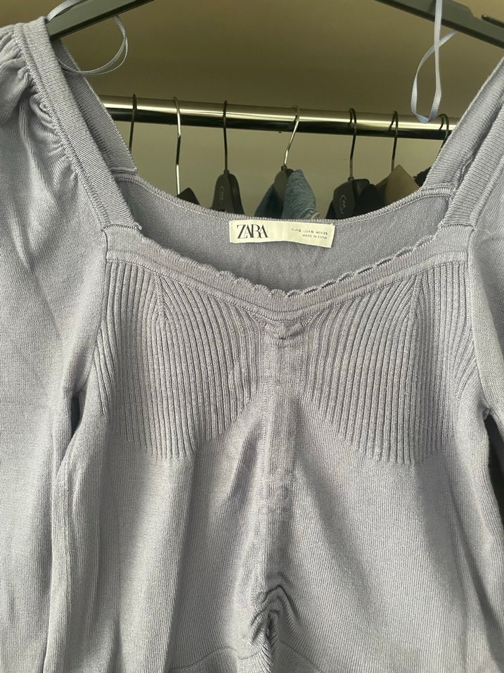 Gri V Yaka Triko Uzun Kollu Bluz - Görsel 2