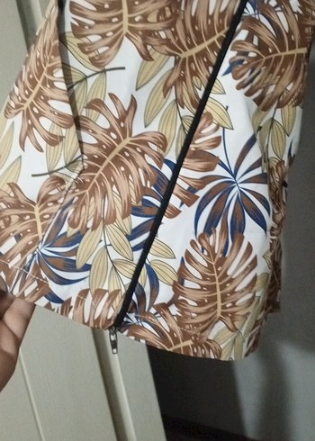 Kapüşonlu, Fermuarlı Desenli Kadın yağmur luk Ceket - Görsel 3