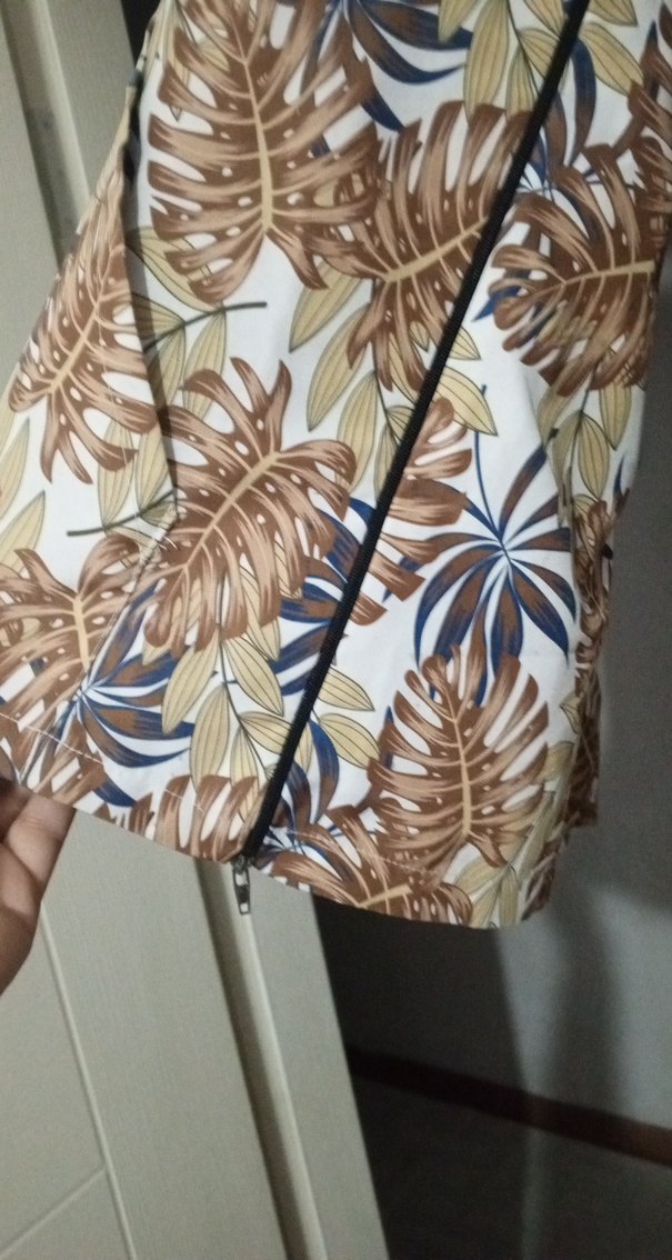 Kapüşonlu, Fermuarlı Desenli Kadın yağmur luk Ceket - Görsel 3