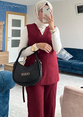 Guess Guess Siyah Deri Tokalı Kadın Çanta