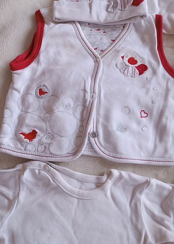 Beyaz Nakışlı Bebek Kız Kıyafet Seti - Görsel 3