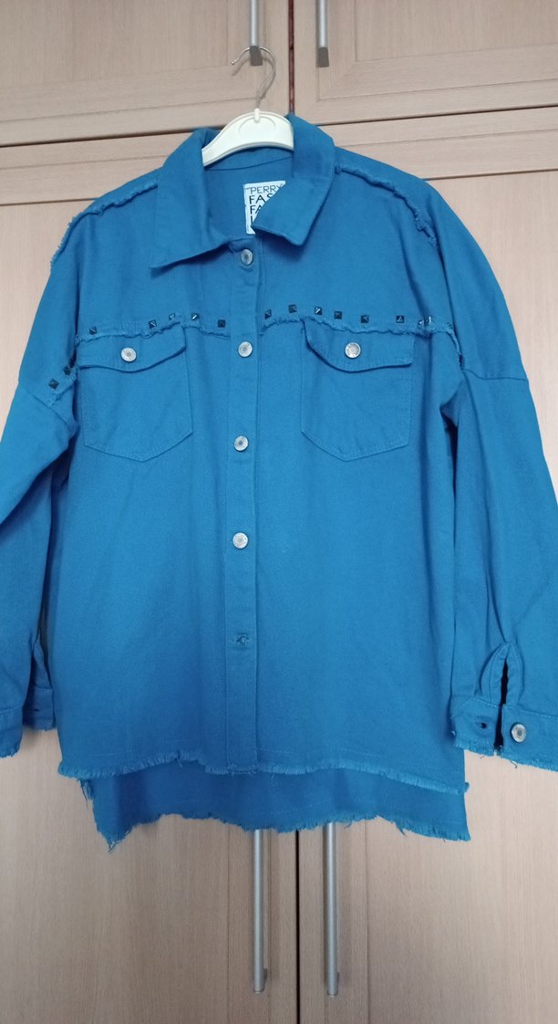 Düğmeli Mavi Denim Kadın Gömlek - Görsel 2