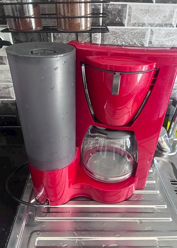 Bosch Kırmızı Renkli Renkli Kahve Makinesi