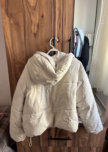 Bershka Beyaz Kadın Midi Kışlık Ceket
