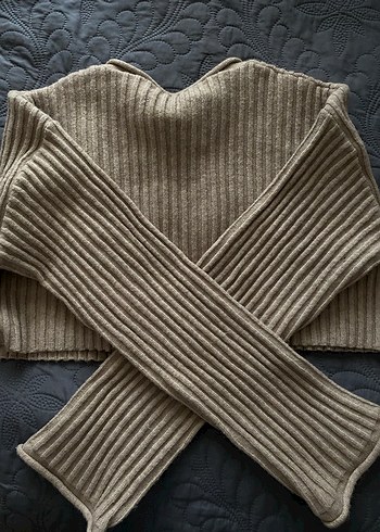 Bershka Kısa Kesim Bej Kazak - Görsel 4