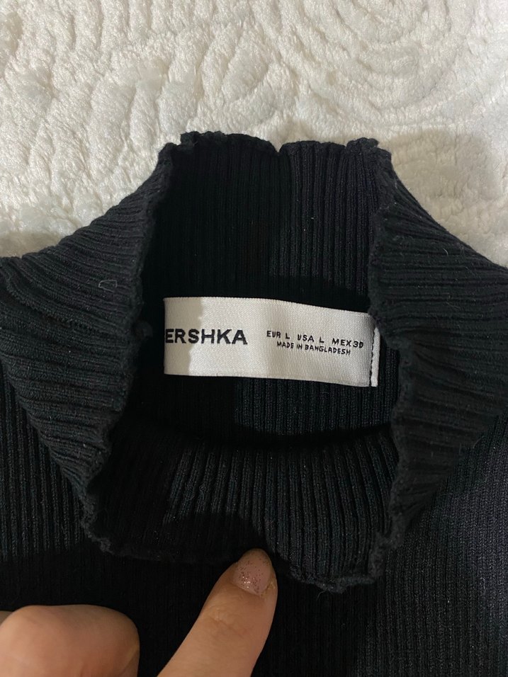 Bershka Siyah Yüksek Yakalı Uzun Kadın Elbise - Görsel 3