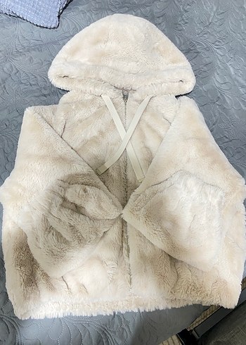 Bershka Peluş Ceket - Görsel 2