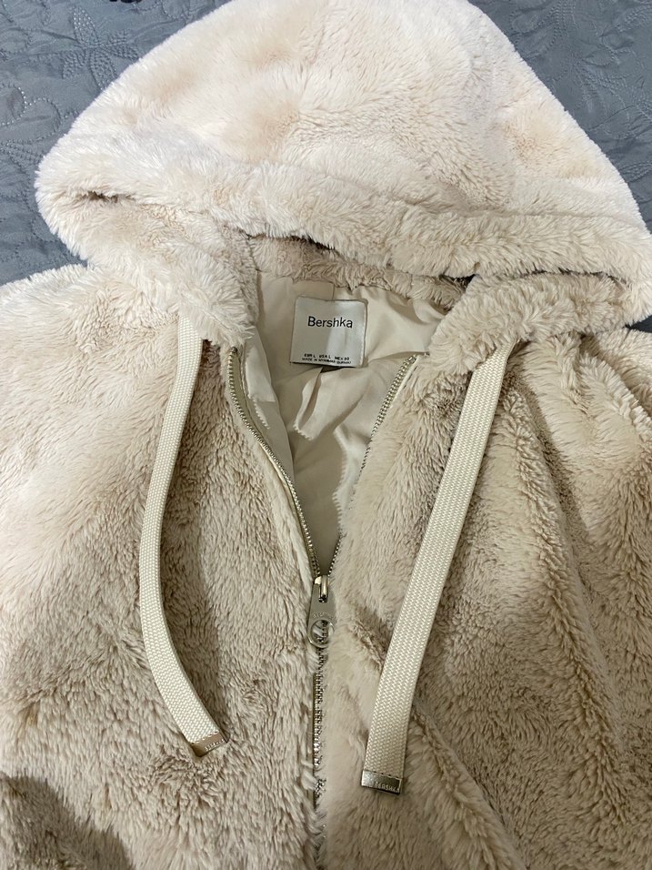 Bershka Peluş Ceket - Görsel 3