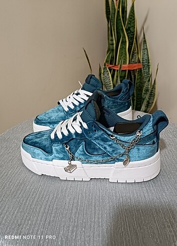 38 Beden mavi Renk NİKE DUNK LOW DİSRUPT