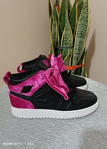 Nike NİKE AİR JORDAN 1 MİD