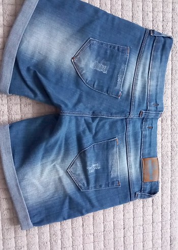 Kadın Parlak Mavi Mini Kot Şort - Görsel 3