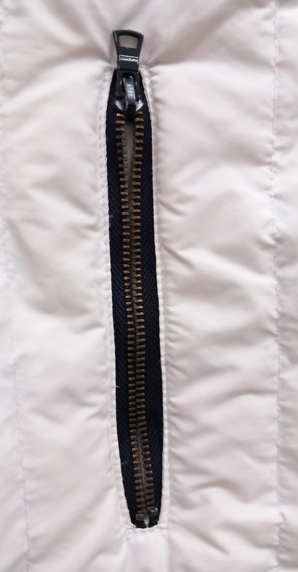 Kürk Detaylı Beyaz  Kışlık Mont - Görsel 3