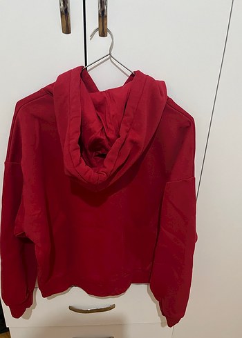 Mavi Kırmızı Kapüşonlu Kadın Sweatshirt