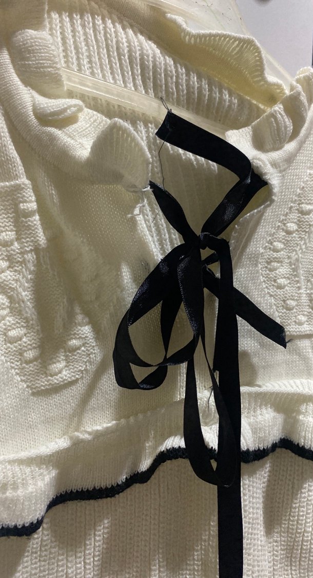 Beyaz Nakışlı Triko Kadın Kazak - Görsel 2