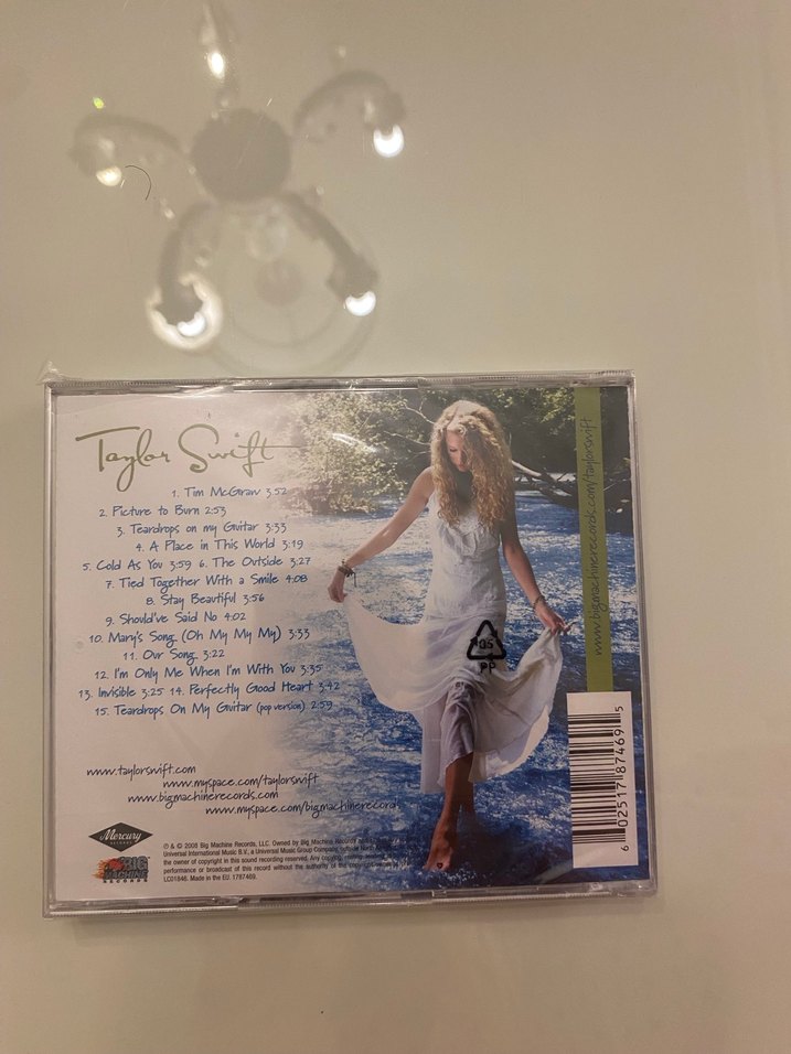 Taylor Swift- Debut CD - Görsel 2