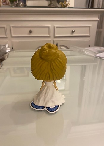 Taylor Swift- Love Story El Yapımı Figür - Görsel 3