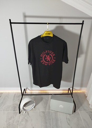 30/2 Kumaş Tommy Hilfiger Nakış Baskı