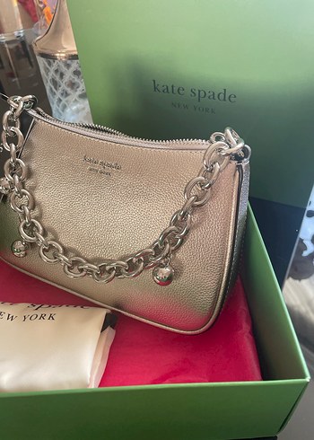 Kate Spade Zincir Detaylı Gümüş Rengi Deri Çanta İngiltereden - Görsel 2