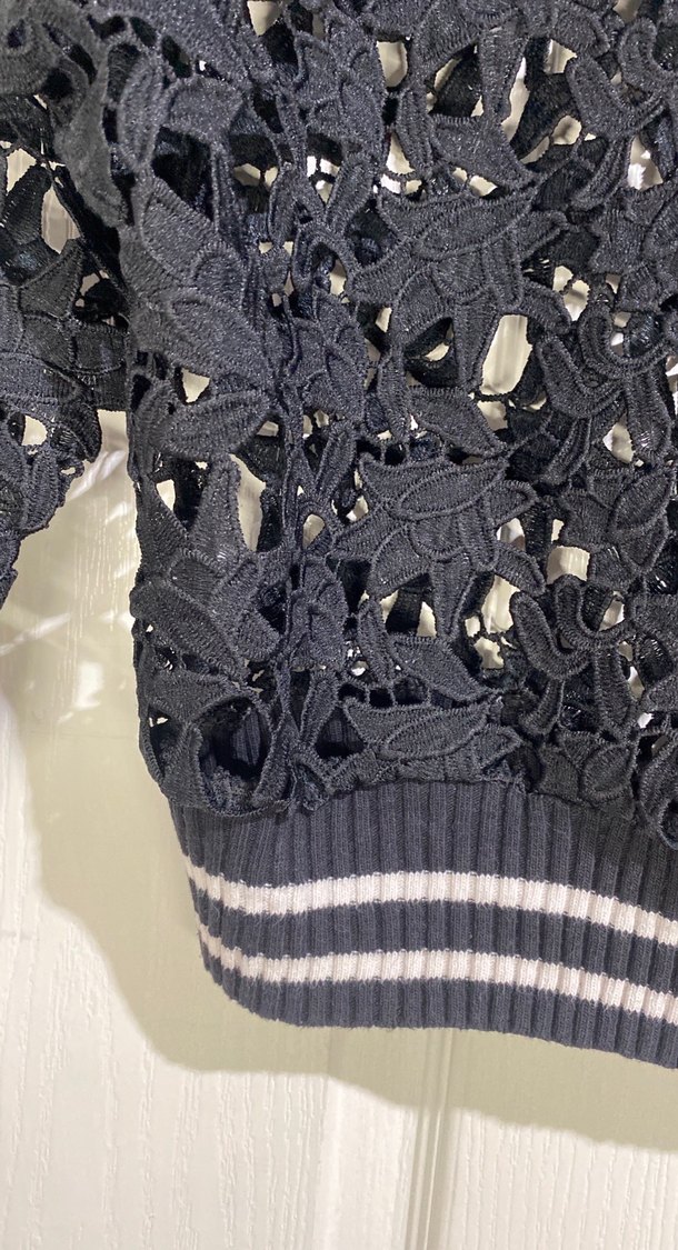 Nakışlı Siyah Örgü Kadın Kazak - Görsel 2