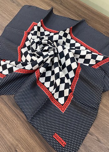 Çok Renkli Ekose Kadın Eşarp - Görsel 3