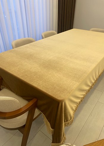 Parlak Kadife Altın Renkli Modern Masa Örtüsü - Görsel 10