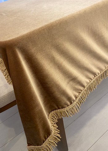 Parlak Kadife Altın Renkli Modern Masa Örtüsü - Görsel 6