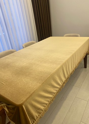 Parlak Kadife Altın Renkli Modern Masa Örtüsü - Görsel 7
