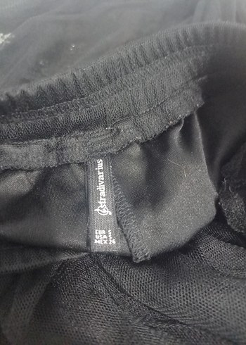 s Beden siyah Renk Stradivarius s beden siyah tüllü etek