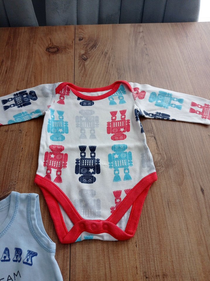 0-3 ay body 3 adet yırtık vs yok - Görsel 2