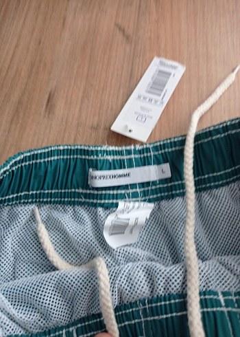 monoprixhomme marka L beden şort etiketli - Görsel 3