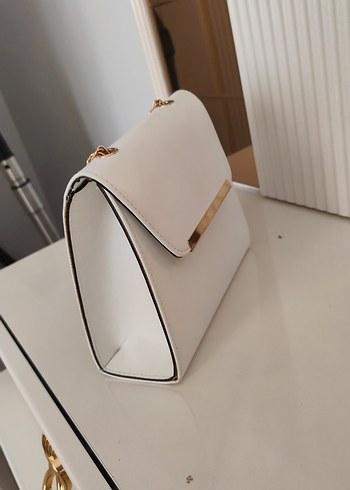 Beyaz Deri Klasik Kadın Çanta - Görsel 3