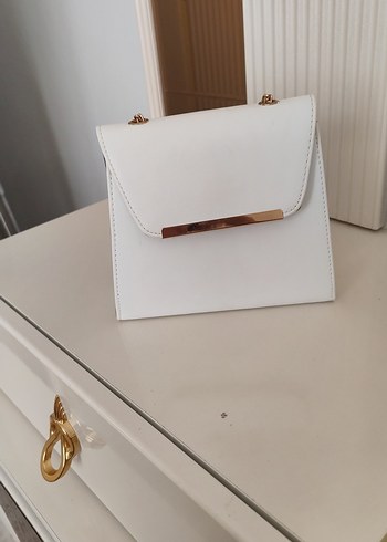 Beyaz Deri Klasik Kadın Çanta - Görsel 2